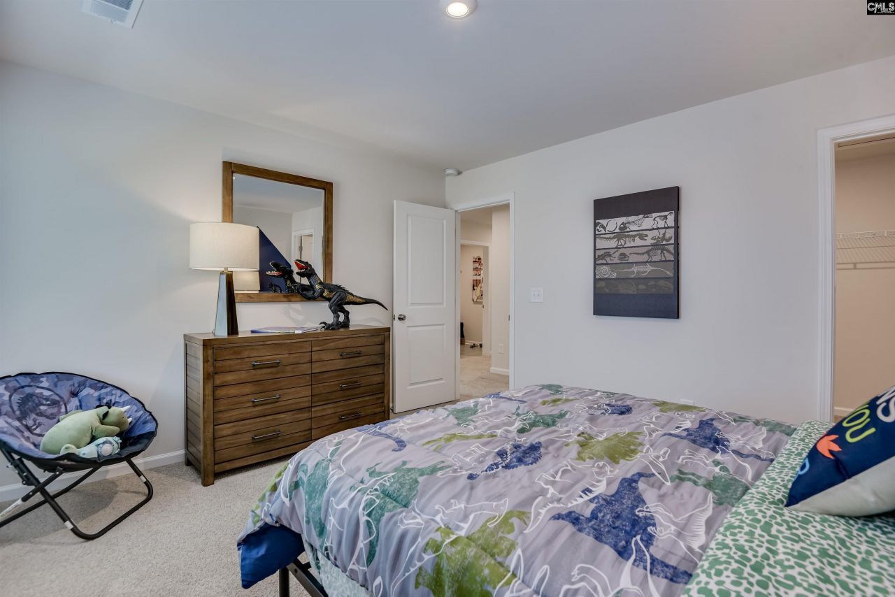 323 Ursus Drive  Photo 17