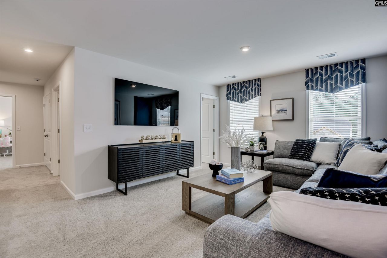 323 Ursus Drive  Photo 24