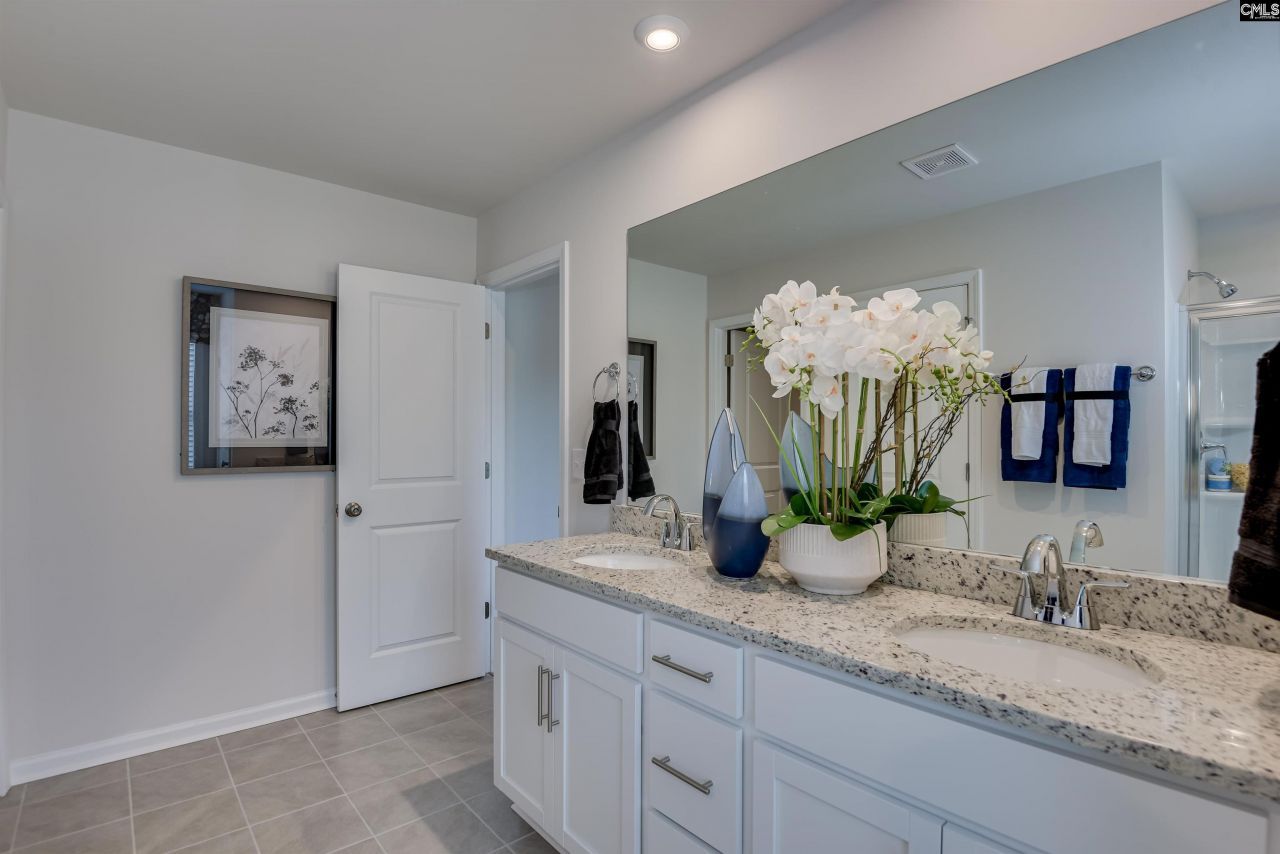 323 Ursus Drive  Photo 29