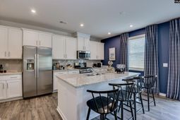 323 Ursus Drive  photo 4