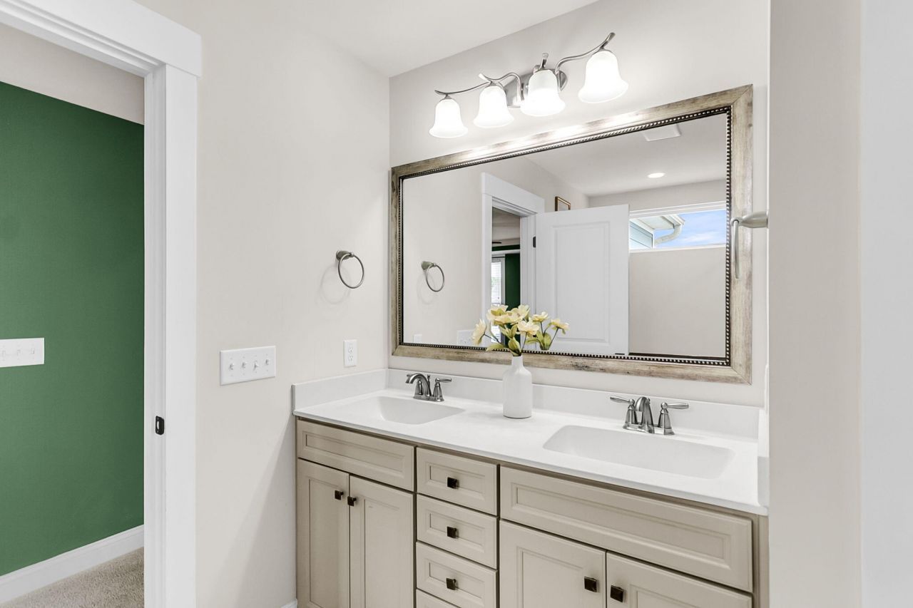 1857 Grovehurst Drive Photo 20