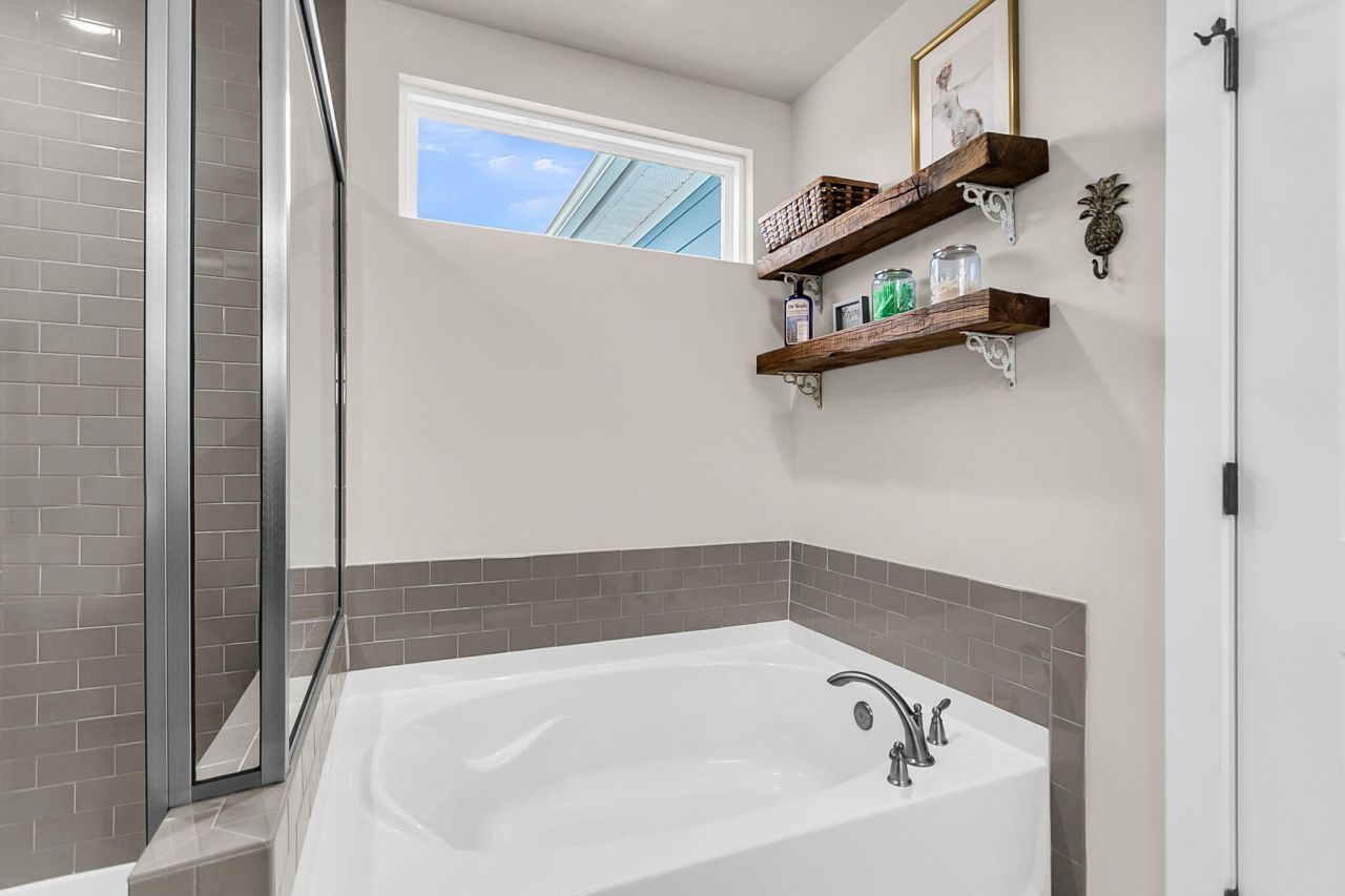 1857 Grovehurst Drive Photo 22