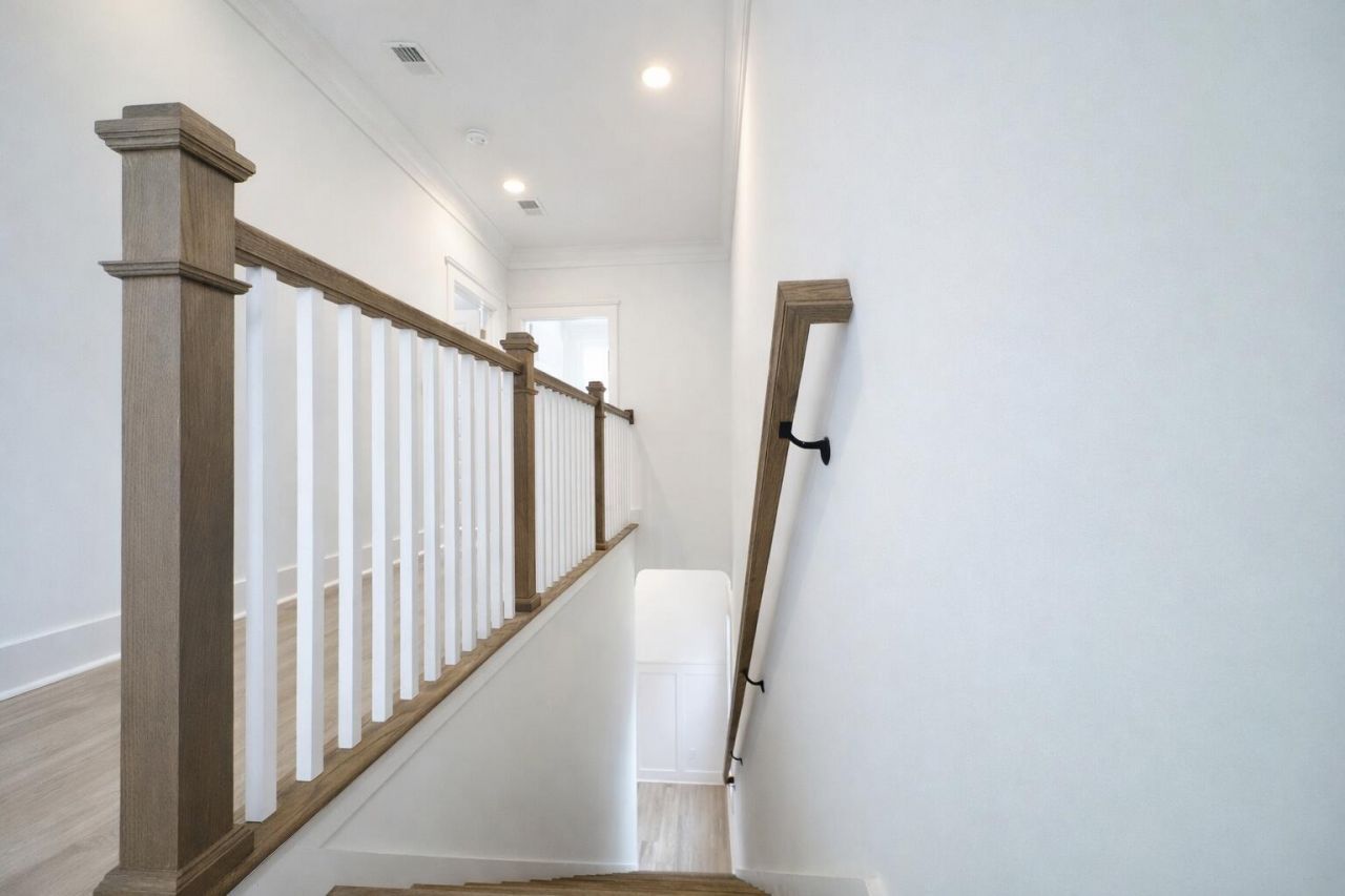 2035 Echo Avenue Photo 10