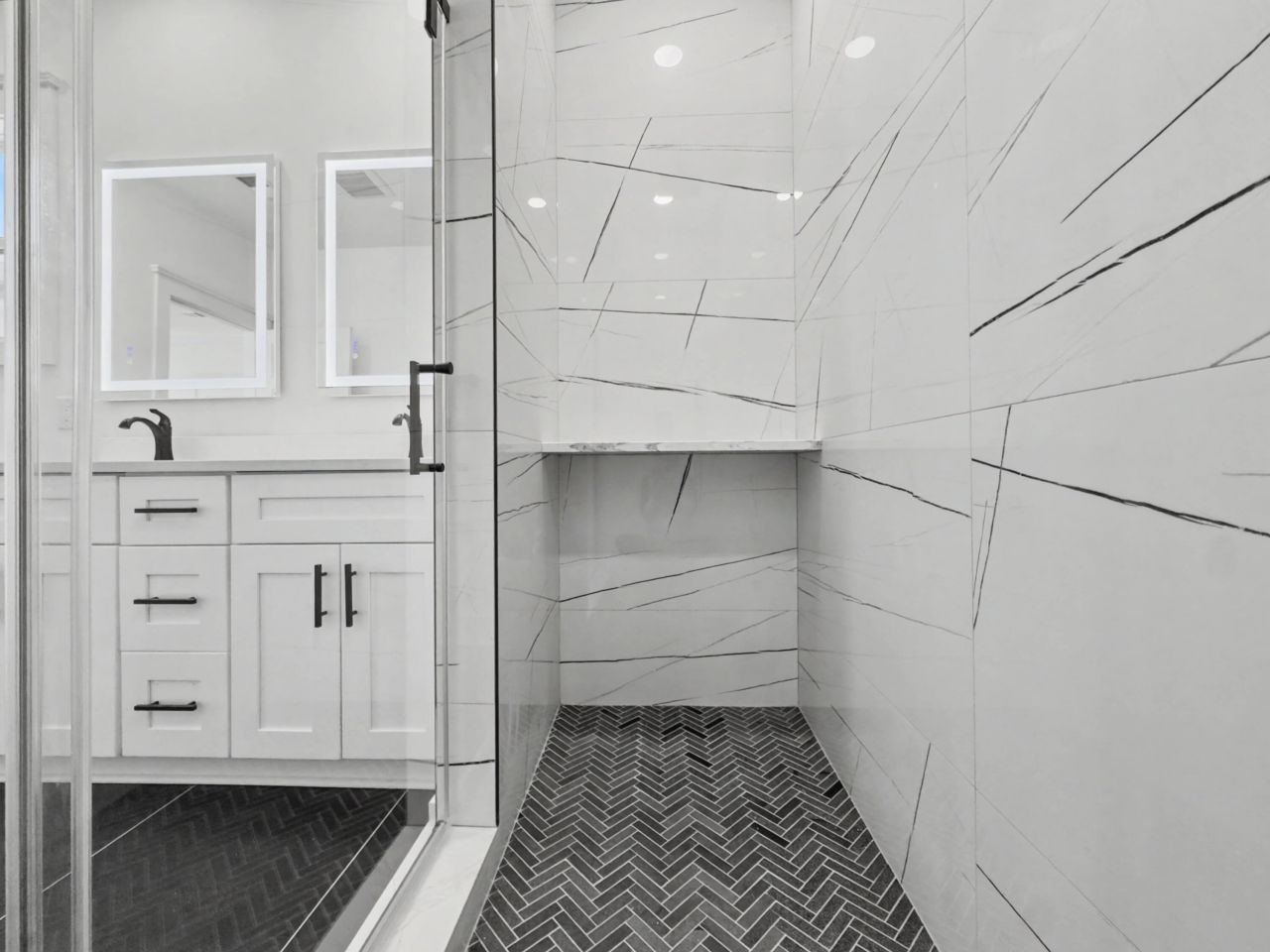 2035 Echo Avenue Photo 15