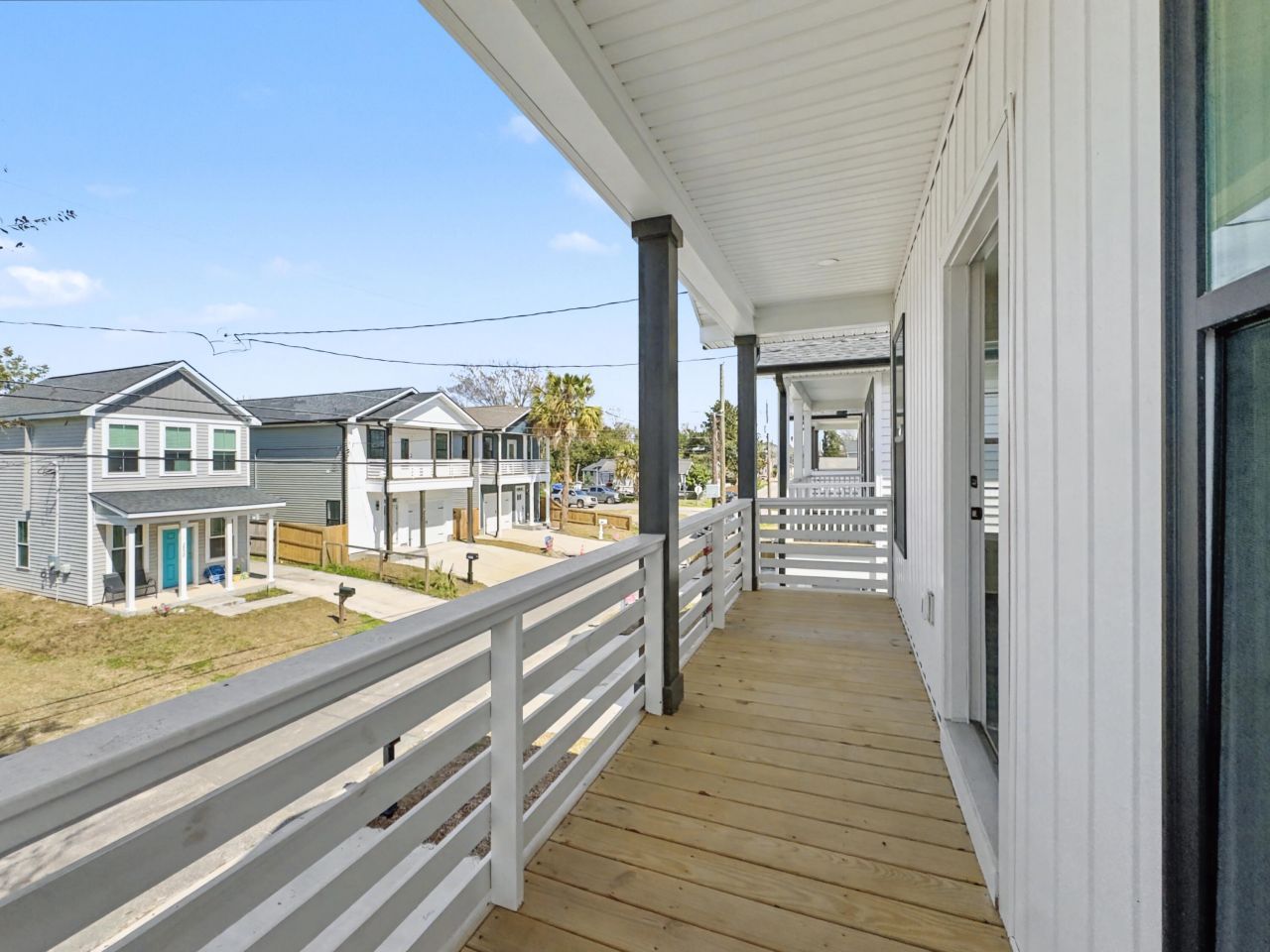 2035 Echo Avenue Photo 18