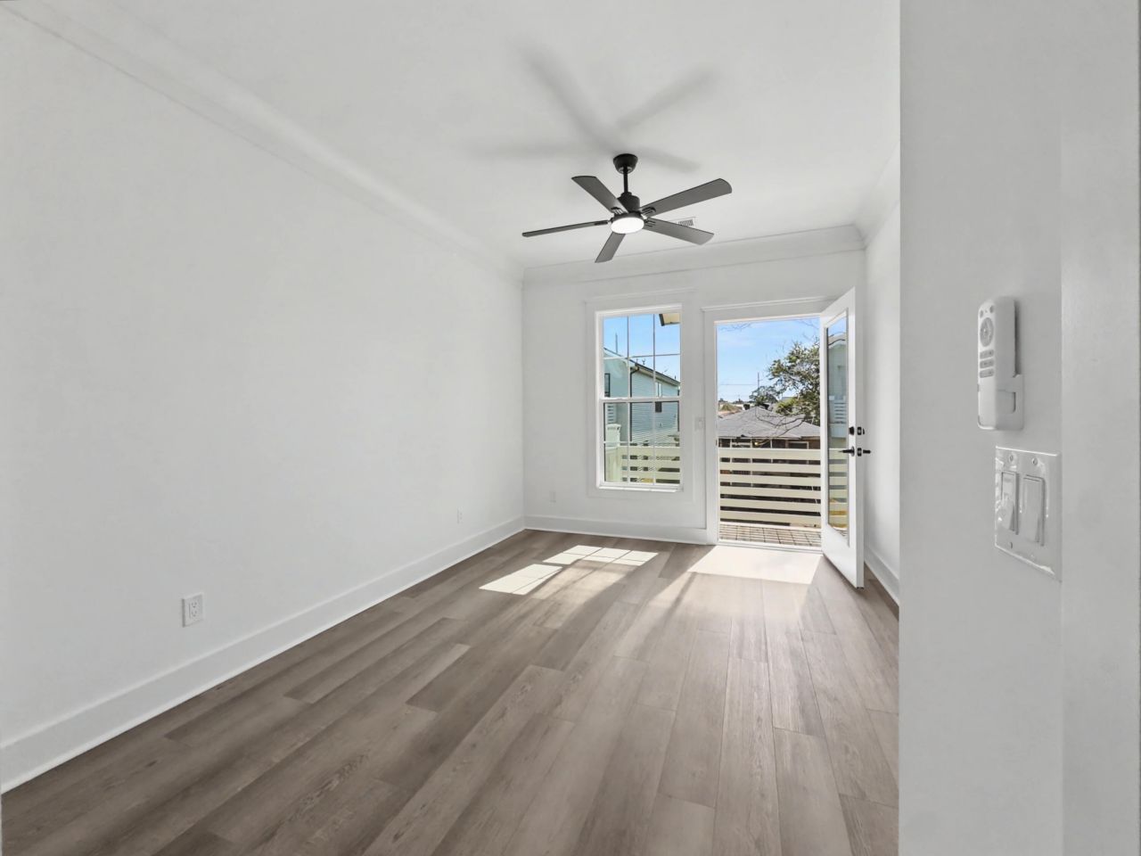 2035 Echo Avenue Photo 19