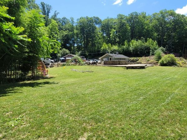 134 Nashville , Bethel, CT 06801