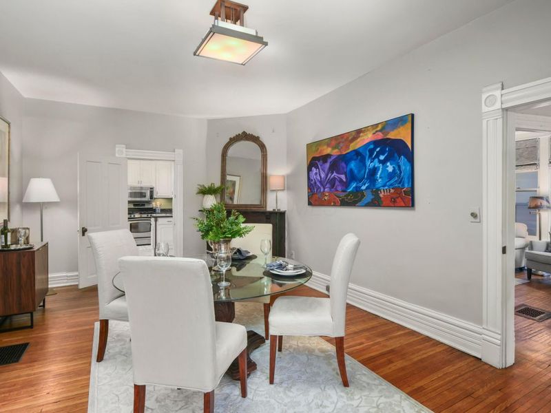 1042 Neil Avenue, Columbus, OH 43201 Photo 10