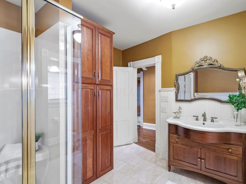 1042 Neil Avenue, Columbus, OH 43201 Photo 25