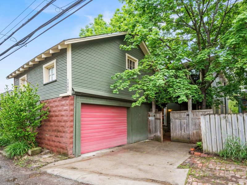 1042 Neil Avenue, Columbus, OH 43201 Photo 38