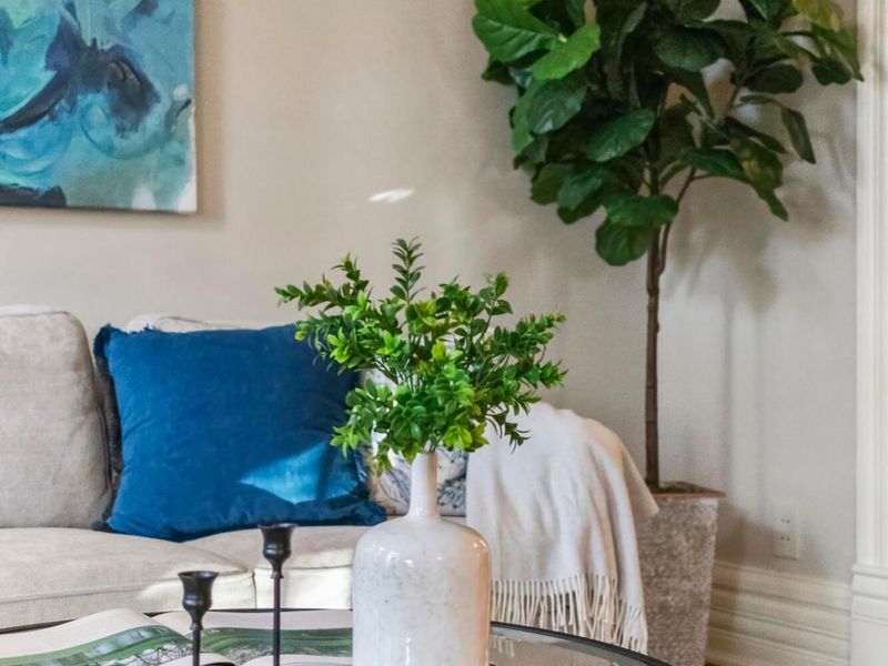 1042 Neil Avenue, Columbus, OH 43201 Photo 8