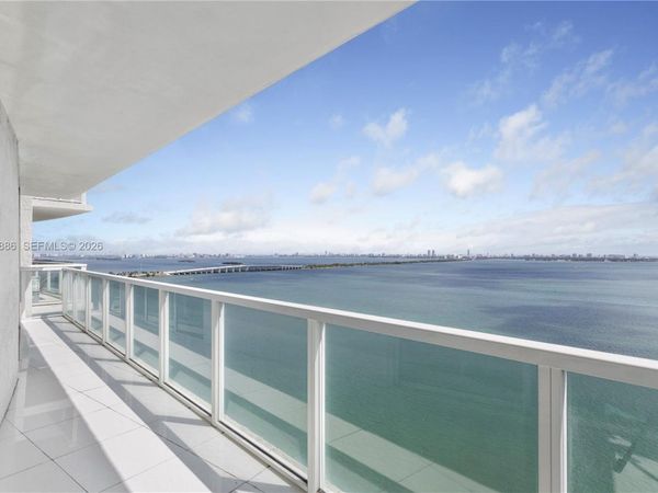 665 NE 25th St, Unit 2102, Miami, FL 33137