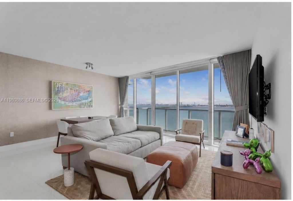 665 NE 25th St, Unit 2102, Miami, FL 33137 Photo