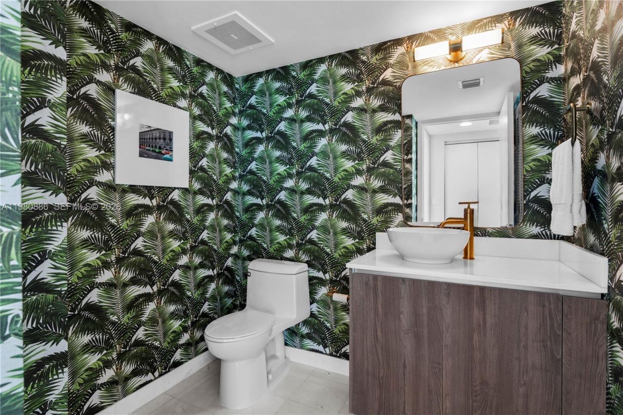 665 NE 25th St, Unit 2102, Miami, FL 33137 Photo