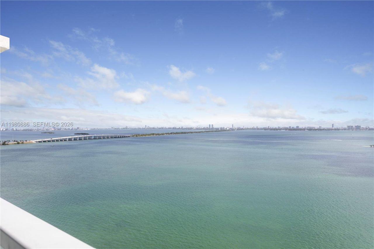 665 NE 25th St, Unit 2102, Miami, FL 33137 Photo