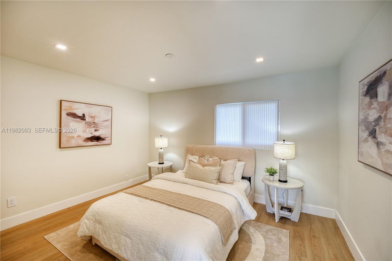 1524 NE 31st Ct , Pompano Beach, FL 33064 Photo