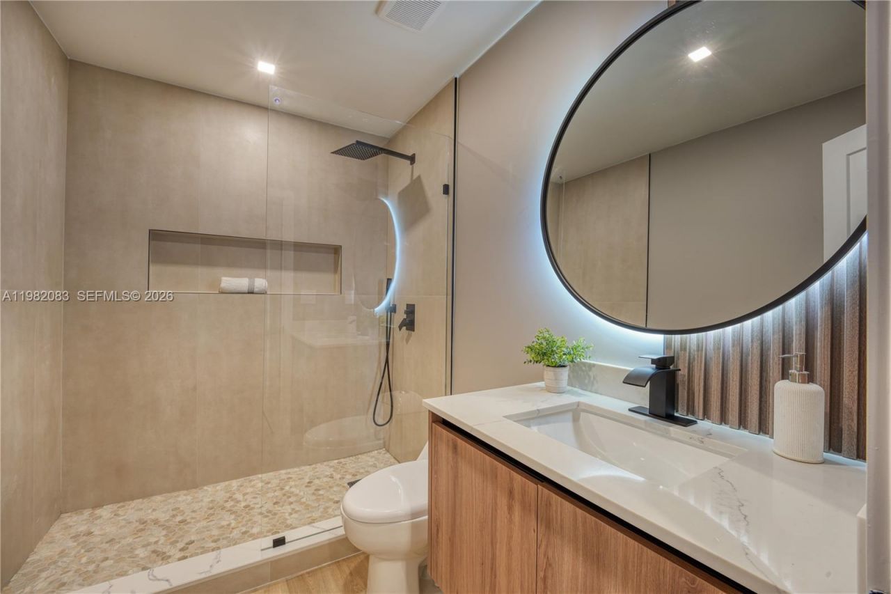 1524 NE 31st Ct , Pompano Beach, FL 33064 Photo