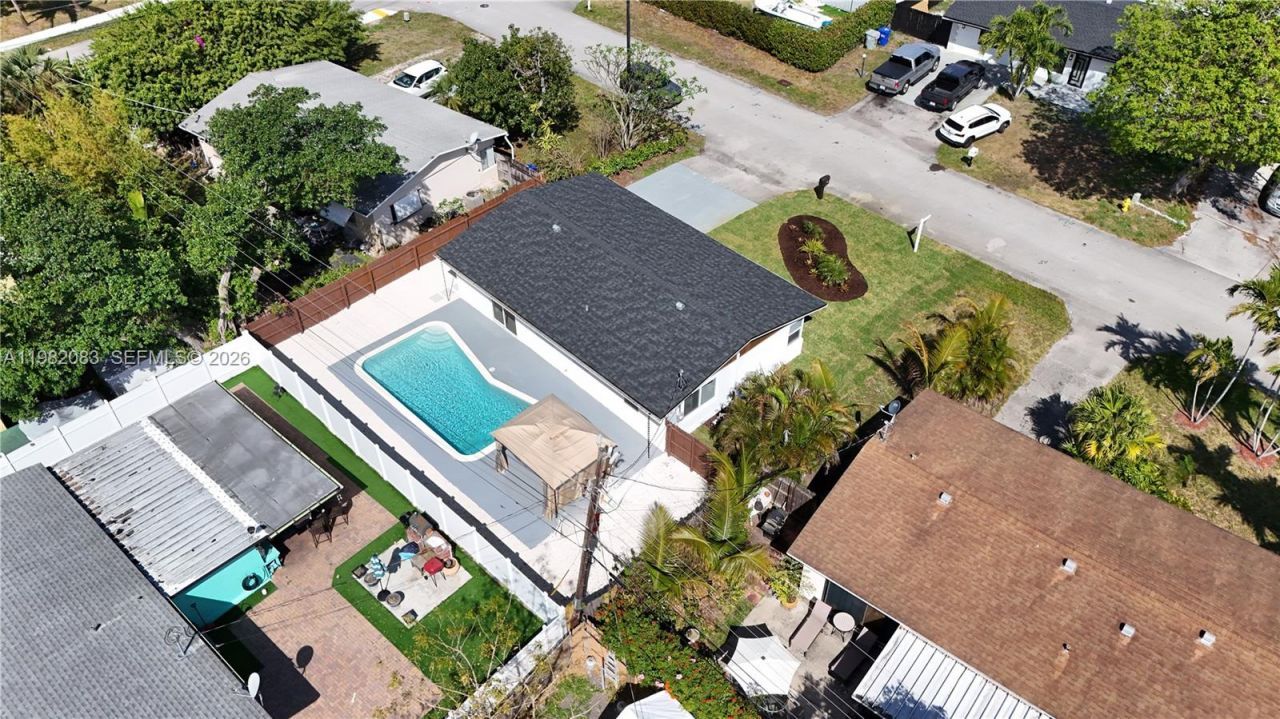 1524 NE 31st Ct , Pompano Beach, FL 33064 Photo