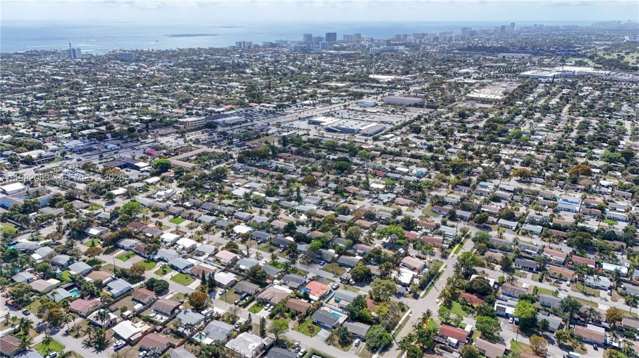 1524 NE 31st Ct , Pompano Beach, FL 33064 Photo