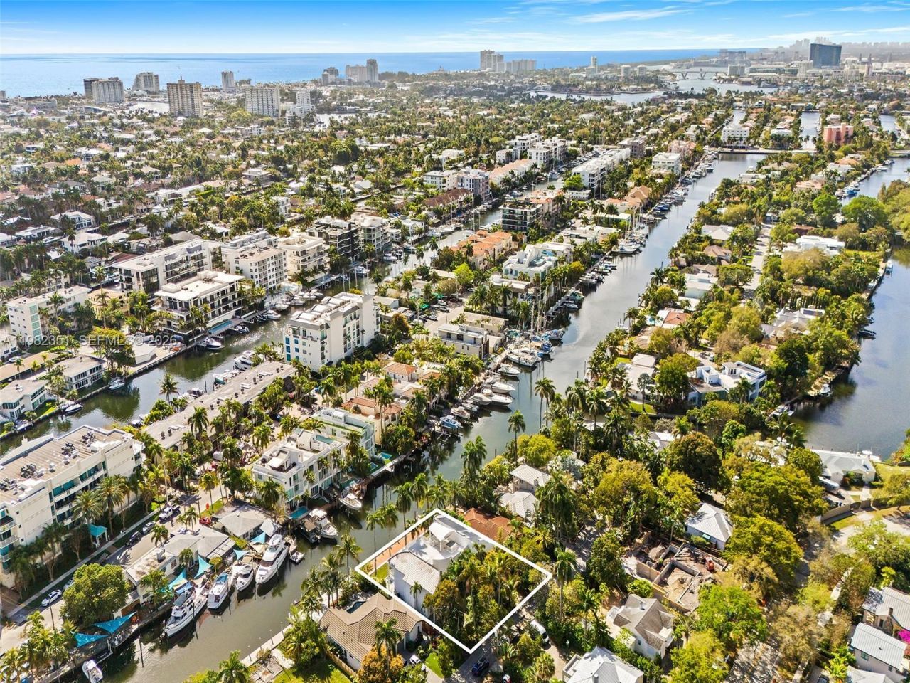 450 Victoria Ter, Fort Lauderdale, FL 33301 Photo