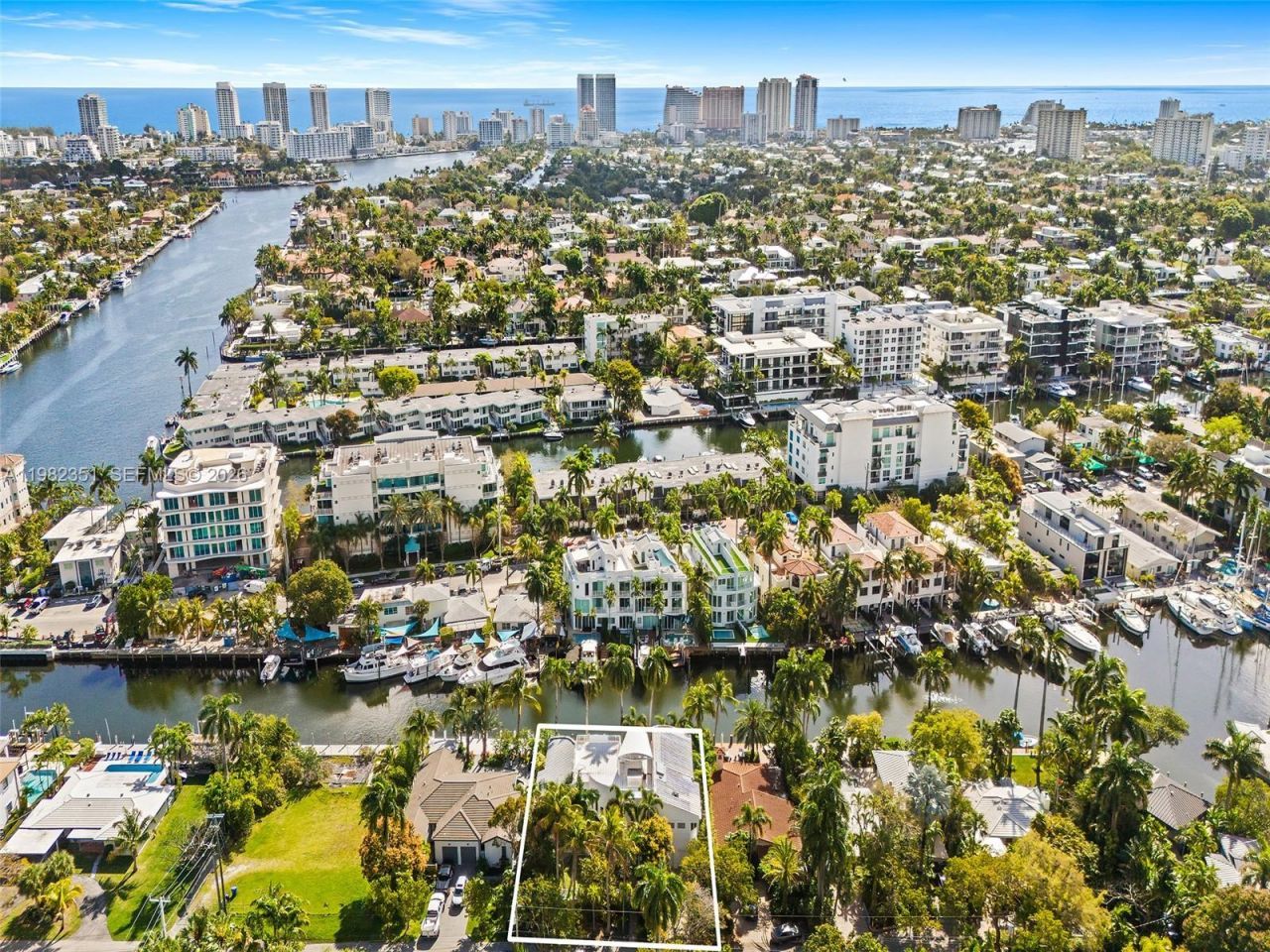 450 Victoria Ter, Fort Lauderdale, FL 33301 Photo