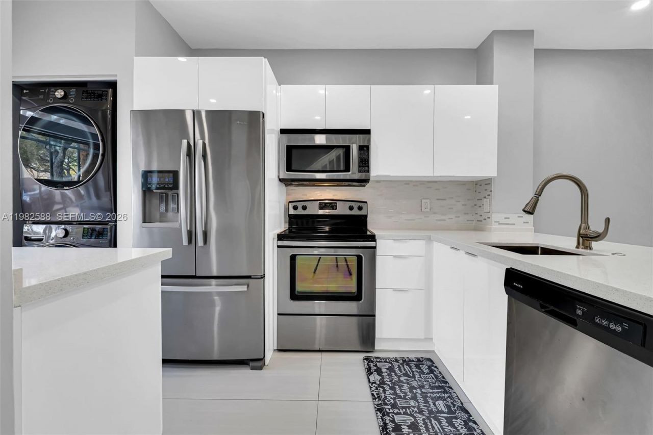 358 SW 122nd Ave , Pembroke Pines, FL 33025 Photo