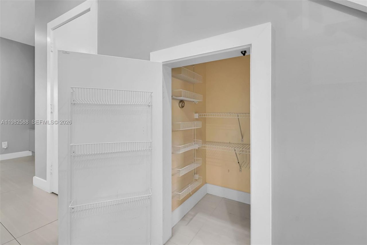 358 SW 122nd Ave , Pembroke Pines, FL 33025 Photo