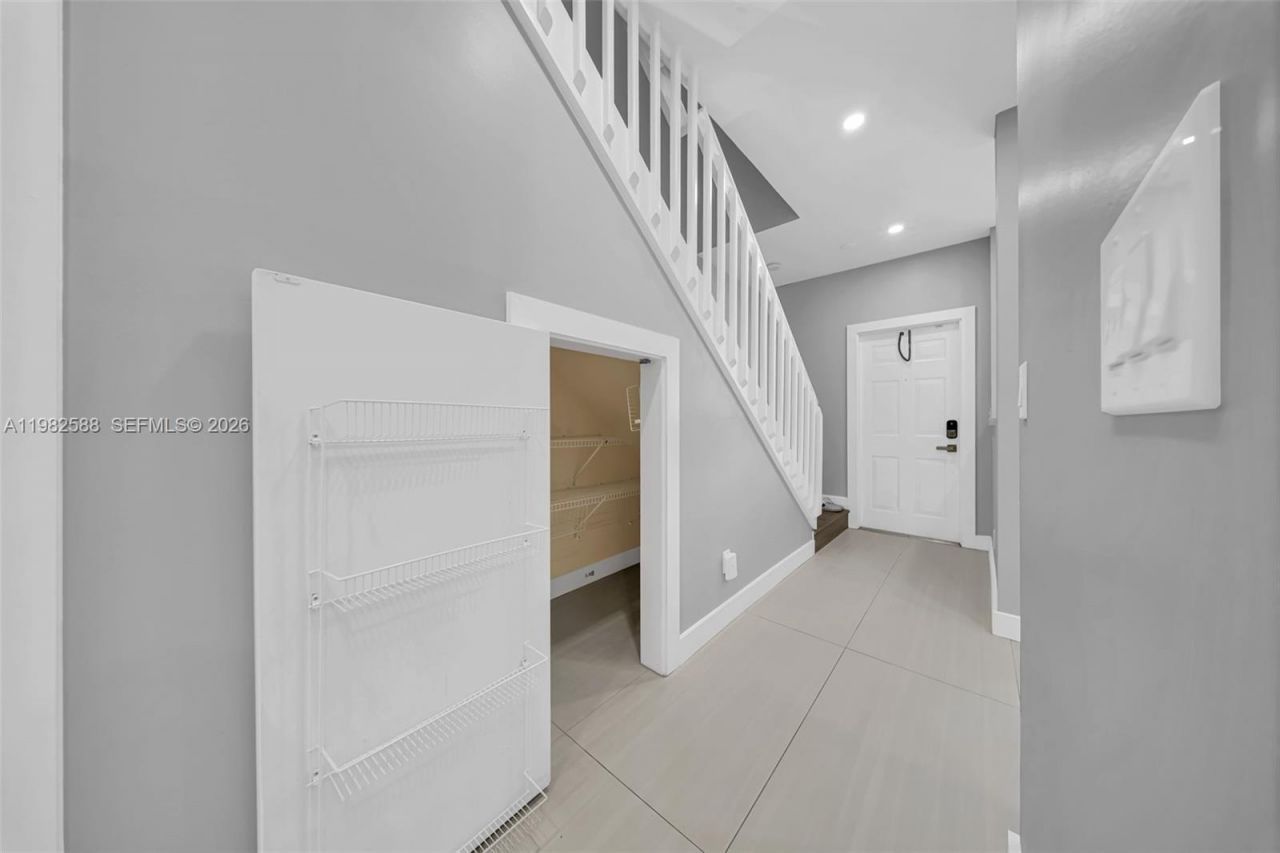 358 SW 122nd Ave , Pembroke Pines, FL 33025 Photo