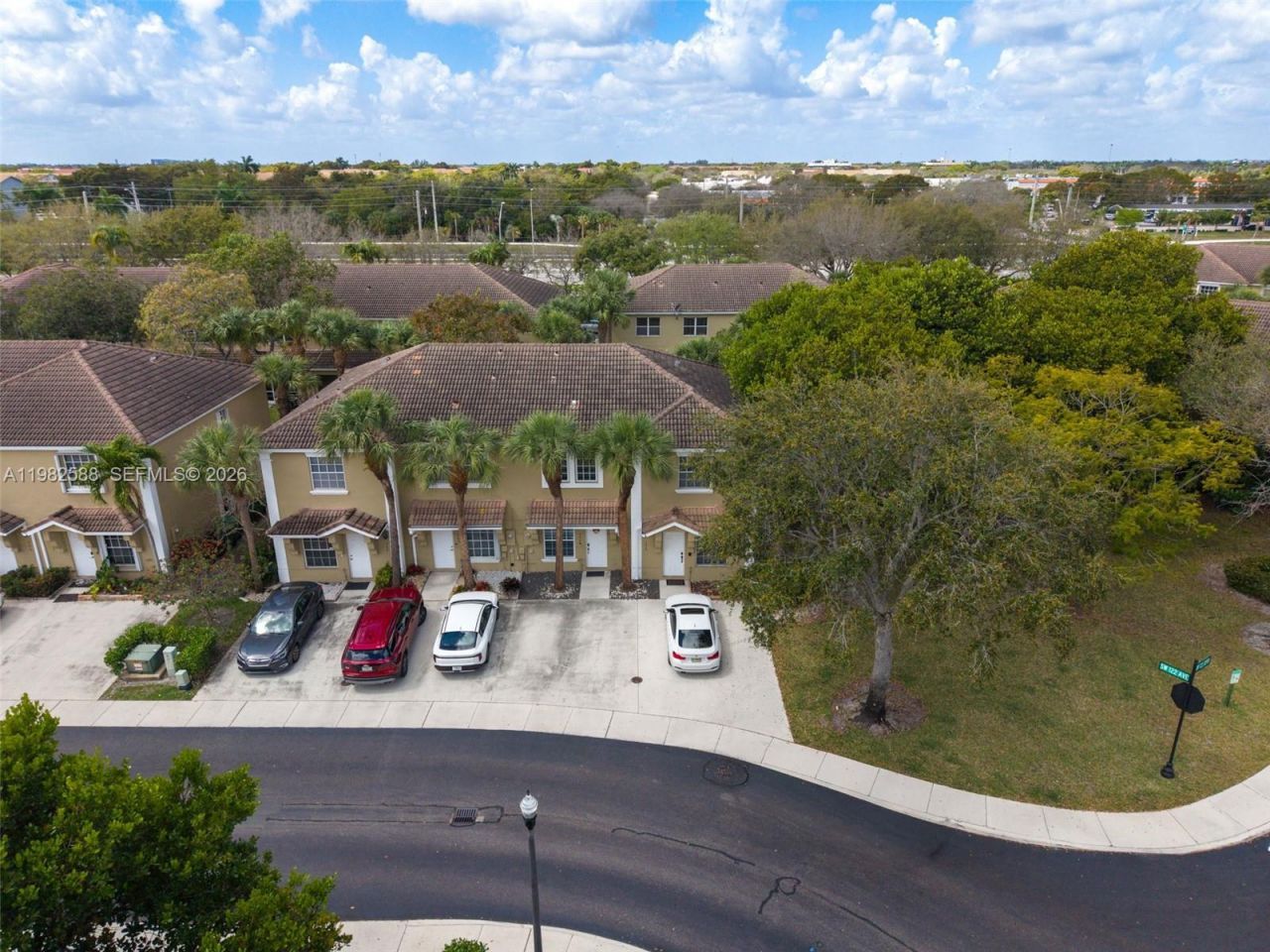 358 SW 122nd Ave , Pembroke Pines, FL 33025 Photo