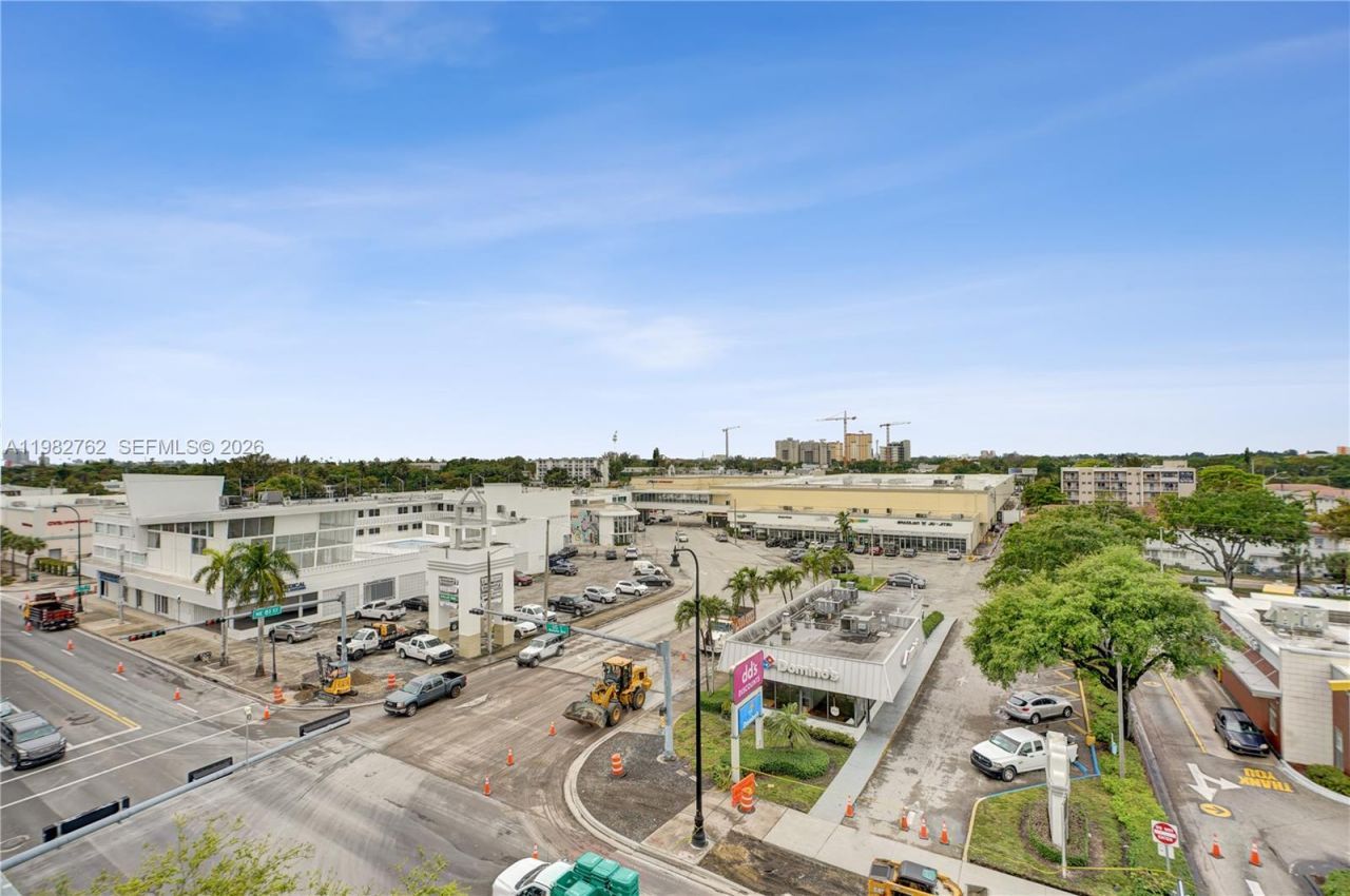 8101 Biscayne Blvd , Unit R-513, Miami, FL 33138 Photo