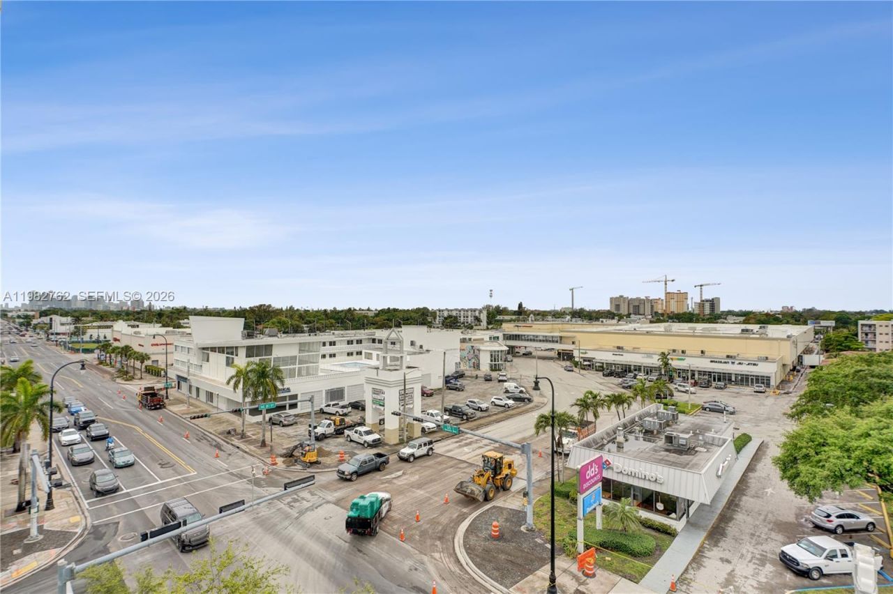 8101 Biscayne Blvd , Unit R-513, Miami, FL 33138 Photo