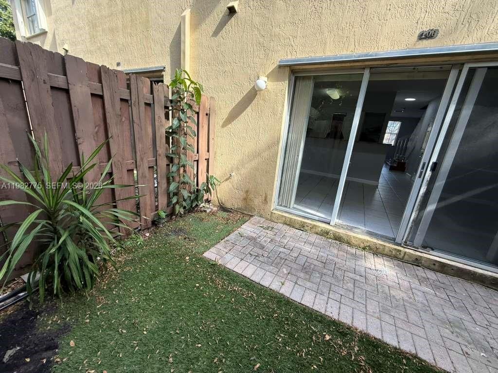 1690 NE 33rd Ave, Unit 106-6, Homestead, FL 33033 Photo