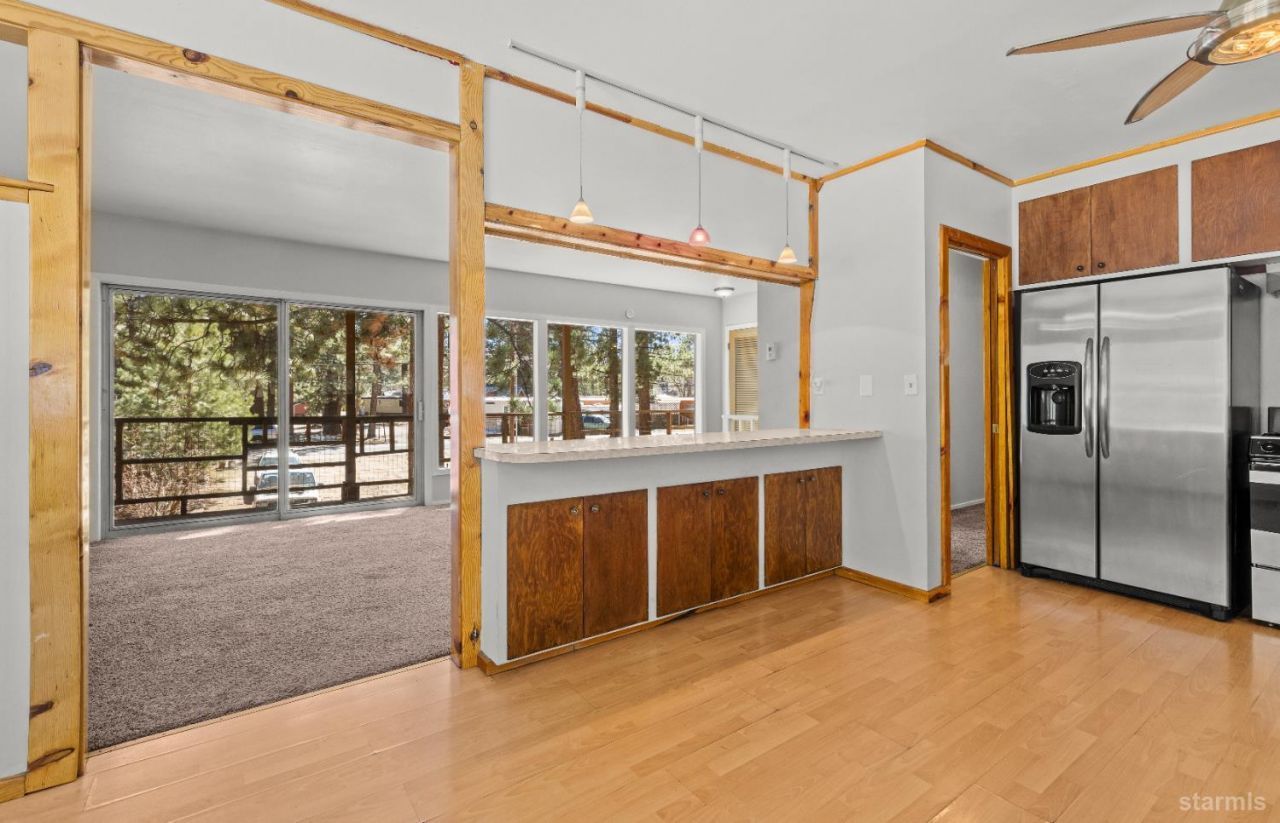 2493 Ponderosa Street, South Lake Tahoe, CA 96150 Photo