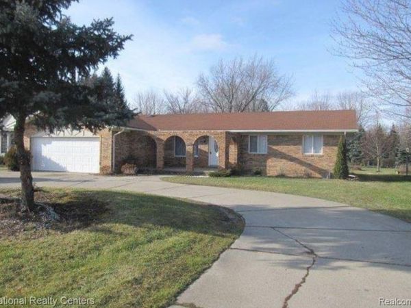 37625 RYAN Road, Sterling Heights, MI 48310