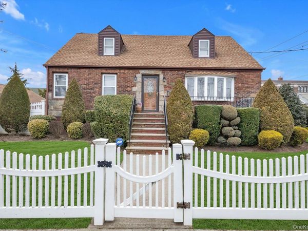 159-06 100 Street, Howard Beach, NY 11414