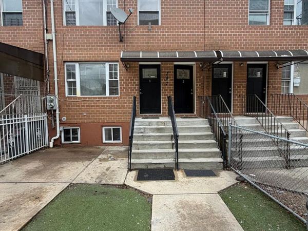 387 Jerome Street , Brooklyn, NY 11207