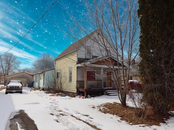 513 16th Ave W, Ashland, WI 54806