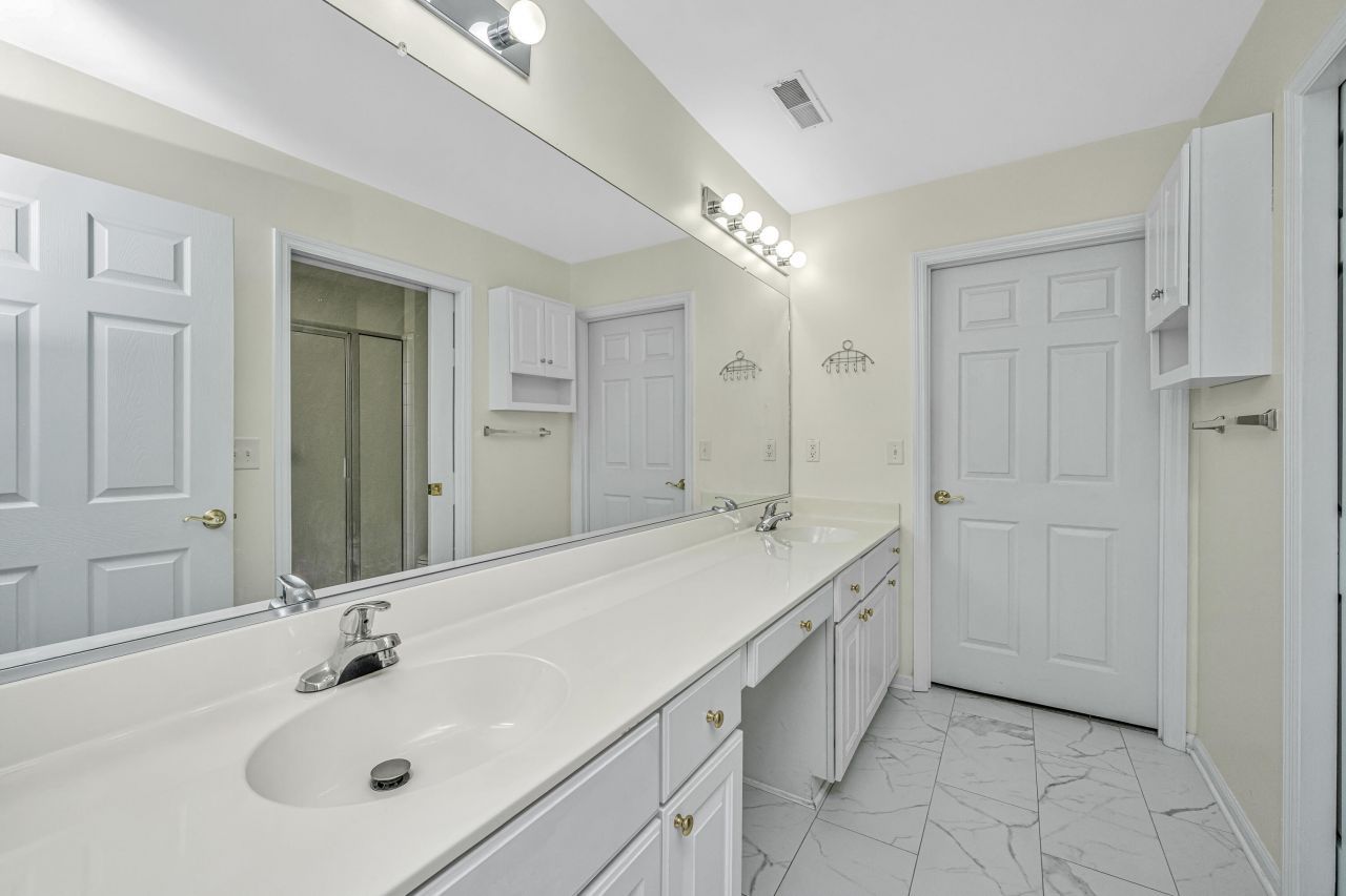 104 Ashley Villa Circle Photo 26