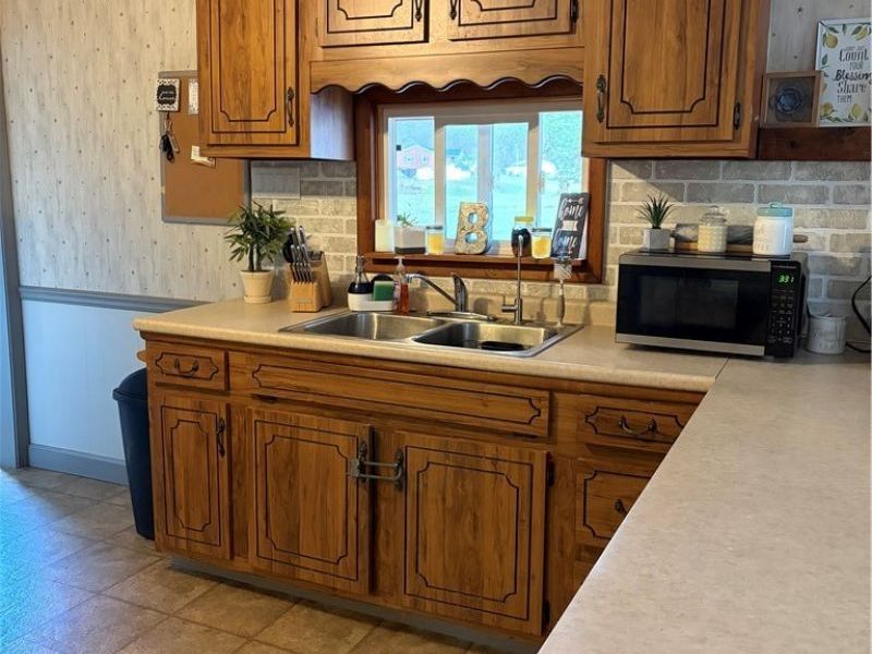 3719 Holmes Road, Cambridge, OH 43725 Photo 11