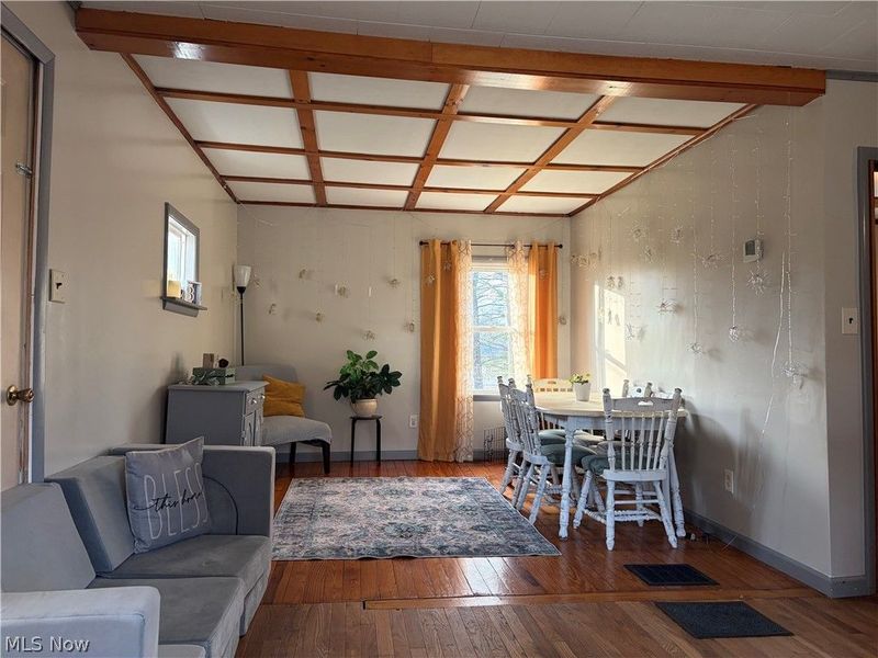 3719 Holmes Road, Cambridge, OH 43725 Photo 3