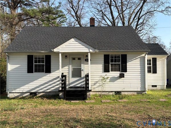 2808 Boston Street , Hopewell, VA 23860