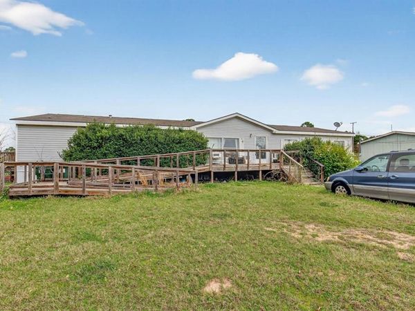 142 Vz County Road 4830, Ben Wheeler, TX 75754