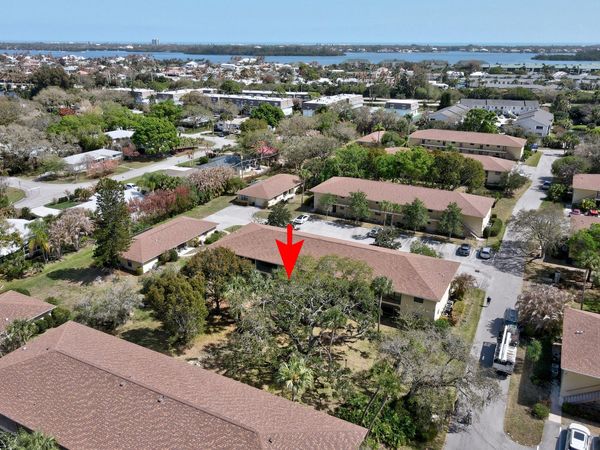 400 18th Street, Unit D3, Vero Beach, FL 32960
