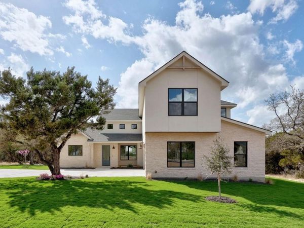 9504 Harbor DR, Jonestown, TX 78645