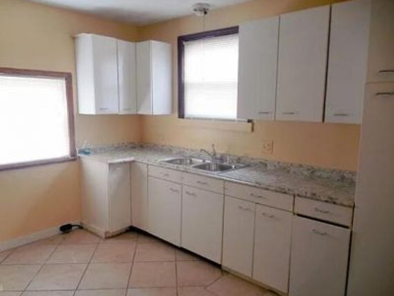 884 S Hague Avenue, Columbus, OH 43204 Photo 5