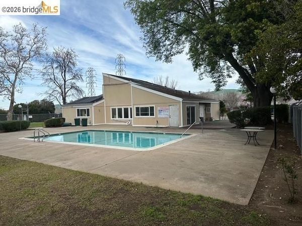 1175 Kenwal Rd, Unit B, Concord, CA 94521