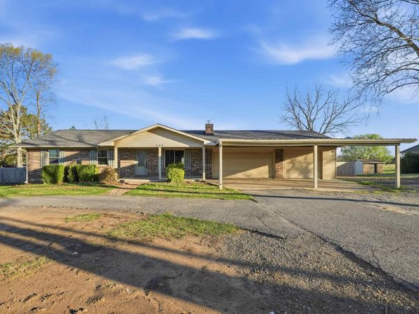 525 225 E Highway, Greenbrier, AR 72058