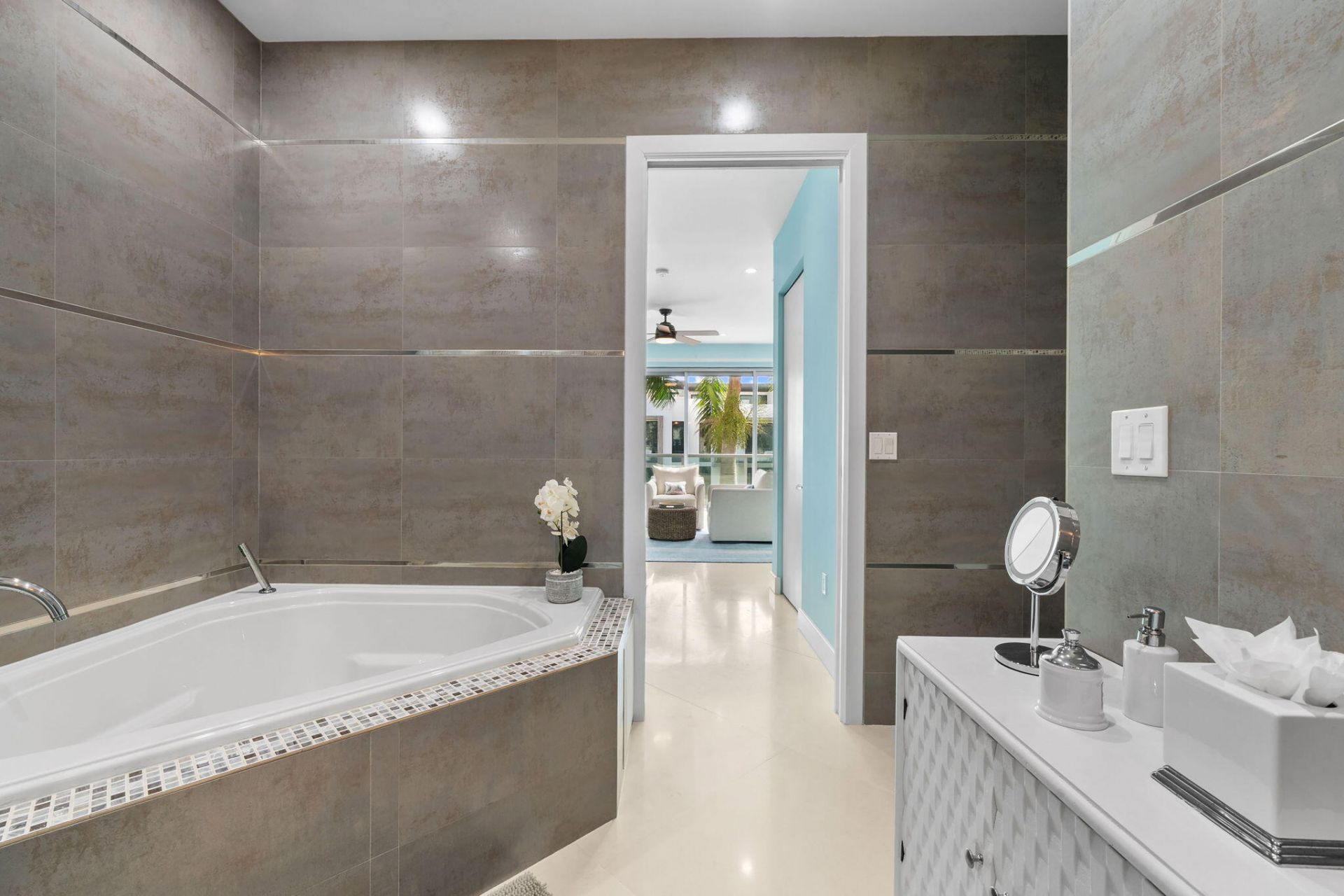 705 Briny Avenue, Pompano Beach, FL 33062 Photo