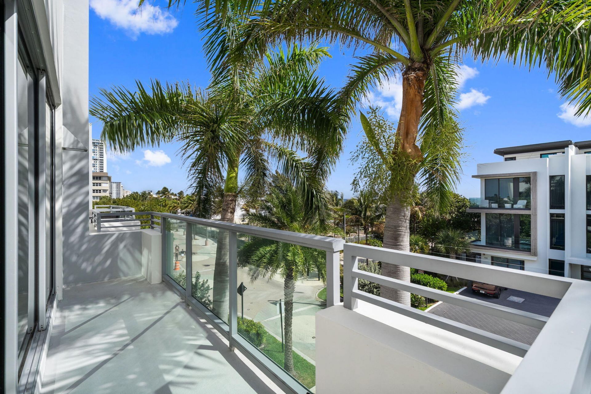 705 Briny Avenue, Pompano Beach, FL 33062 Photo