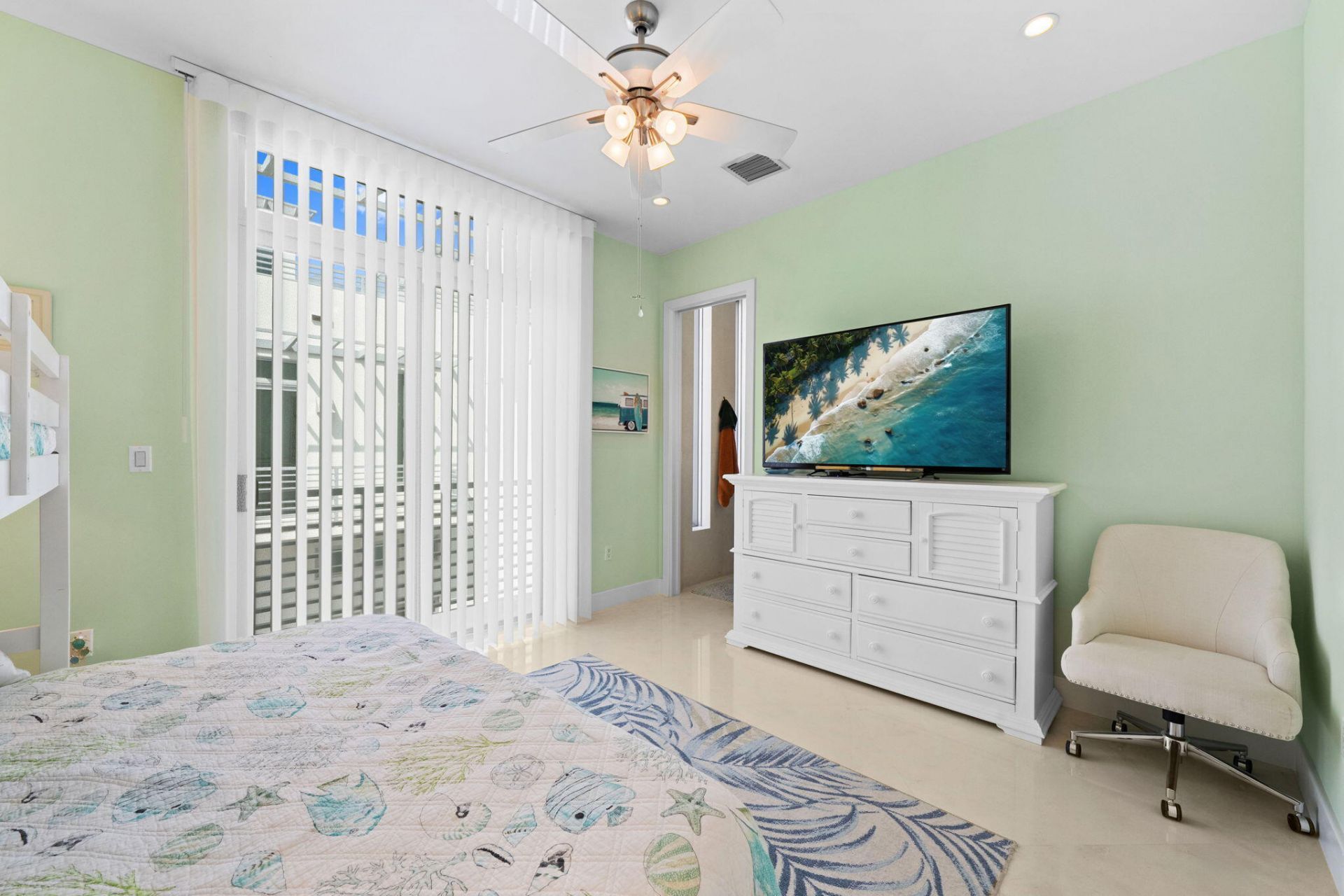 705 Briny Avenue, Pompano Beach, FL 33062 Photo